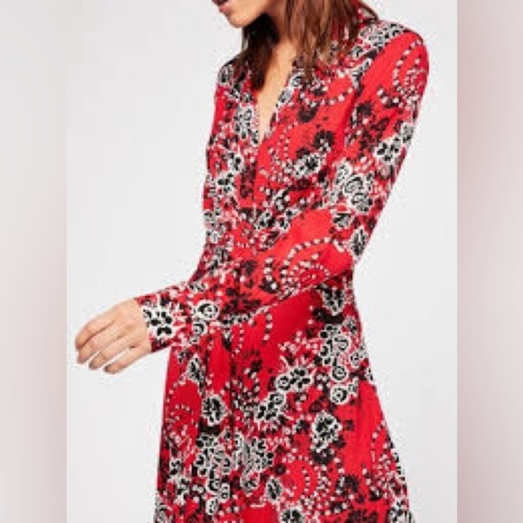 Free People Tough Love Red Poppy Floral Shirt Dress Size 6 - Picture 4 of 9